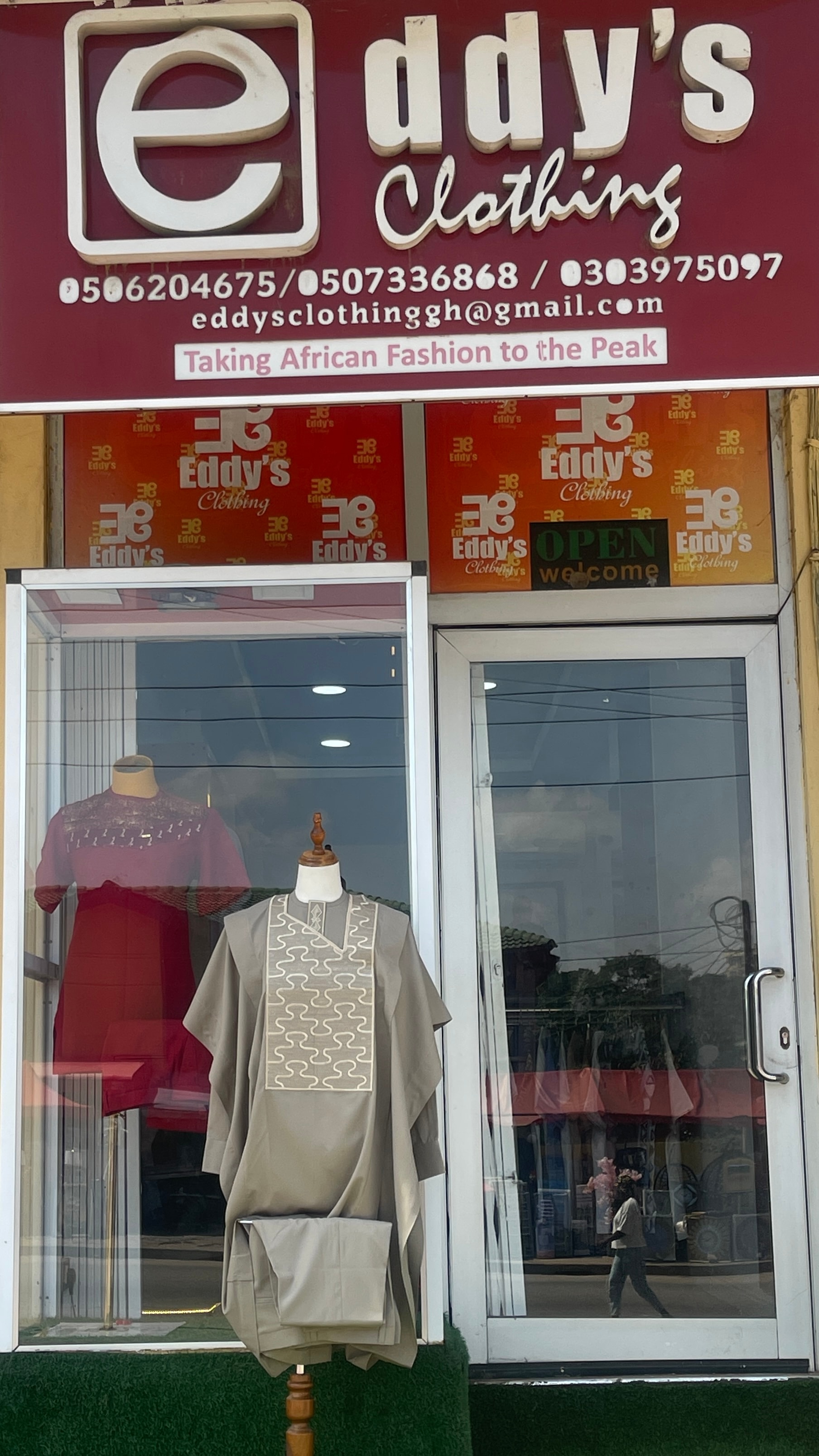 Shop front, Ave Maria